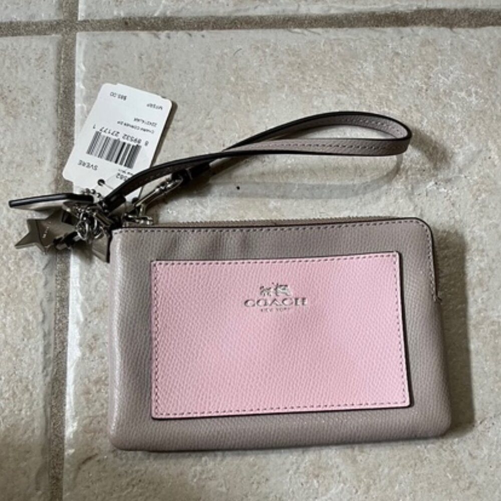 NWT Coach Cross Grain Leather Charm Corner Zip Wristlet Colorblock Pink/Grey
